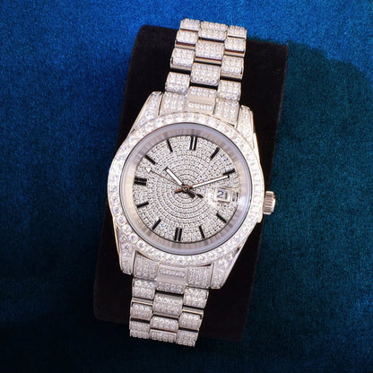 CUC WH213 Quartz Wristwatch – Stainless Steel, 5 Bar, Hardlex - Winter Seller Hub